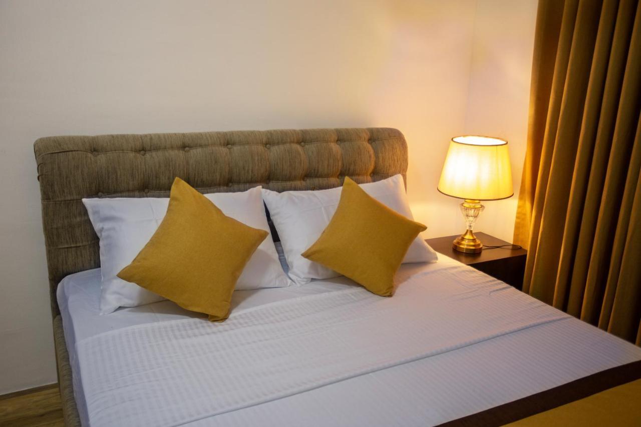 Seabreeze Apartment Galle Esterno foto
