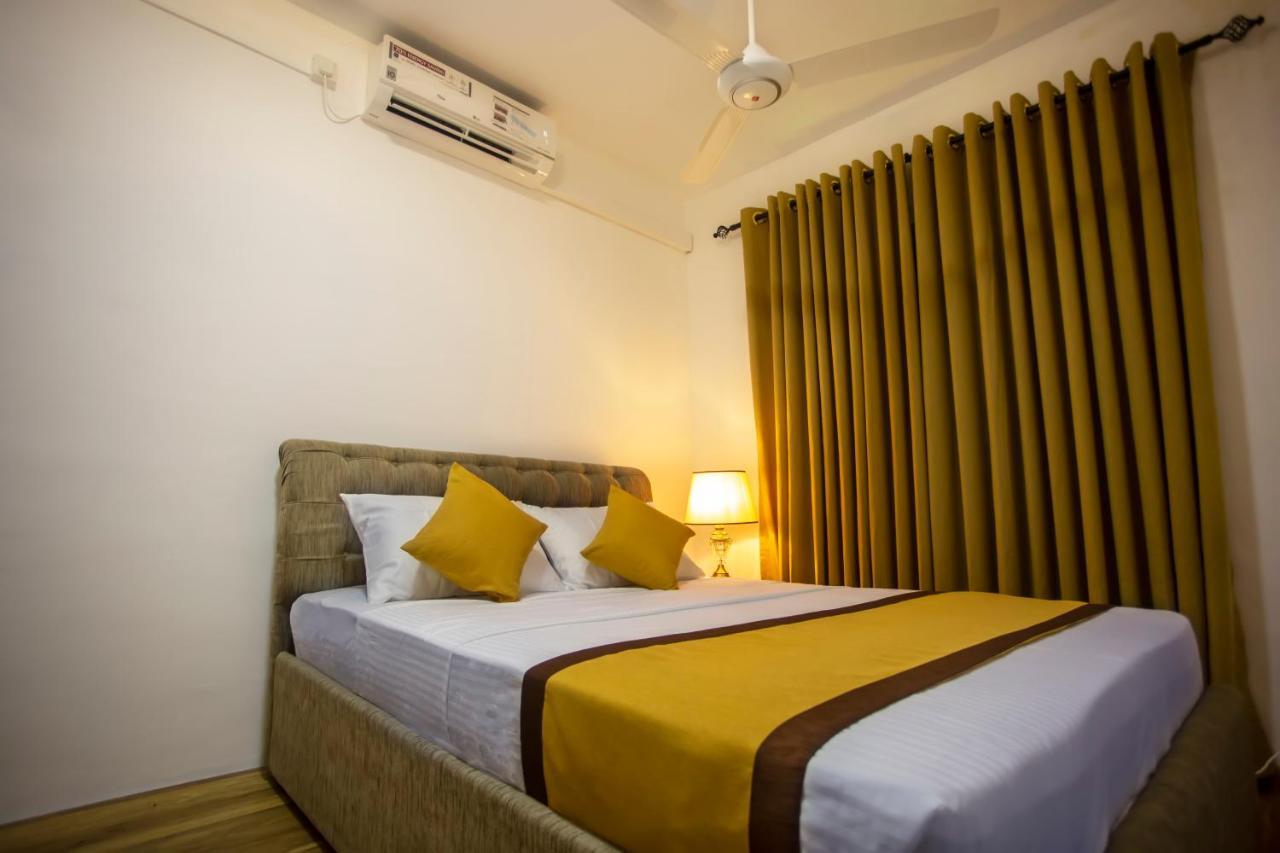 Seabreeze Apartment Galle Esterno foto